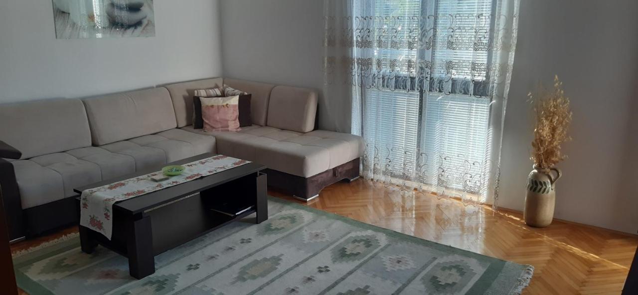 Apartmani Amira Trebinje Exteriör bild