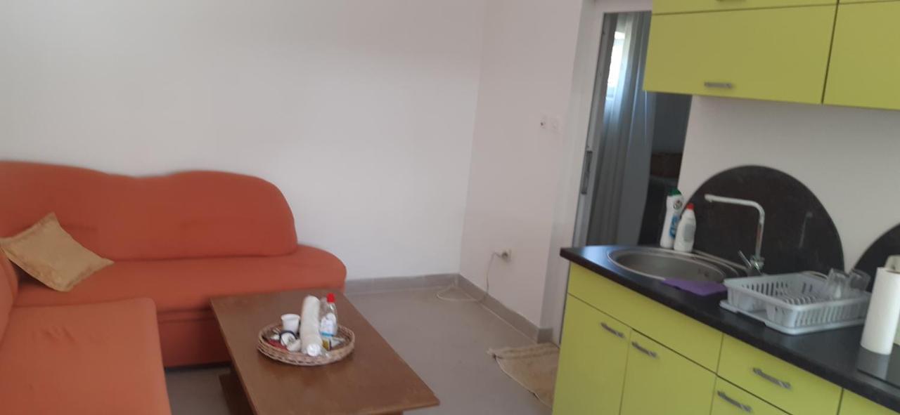 Apartmani Amira Trebinje Exteriör bild