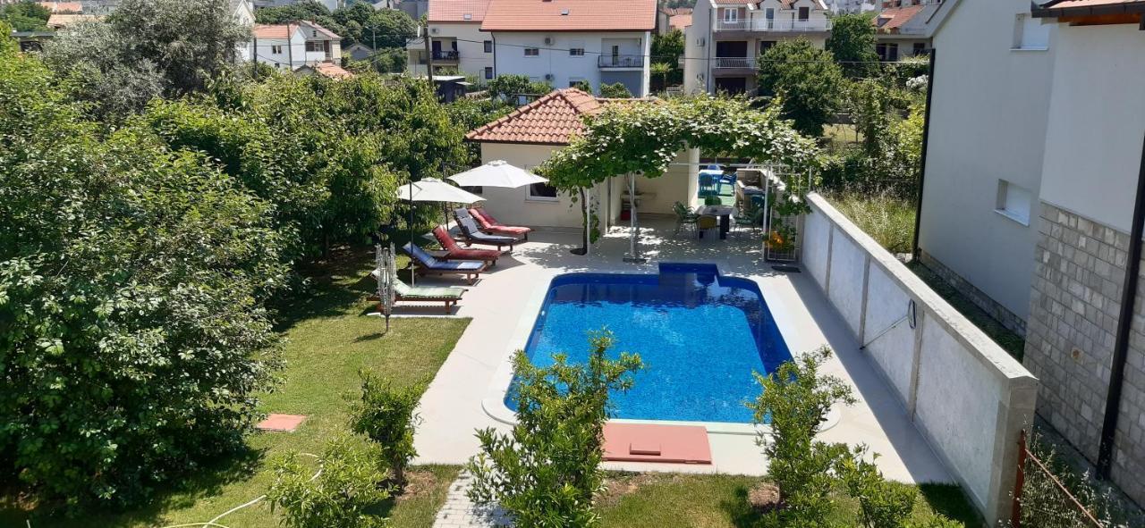 Apartmani Amira Trebinje Exteriör bild